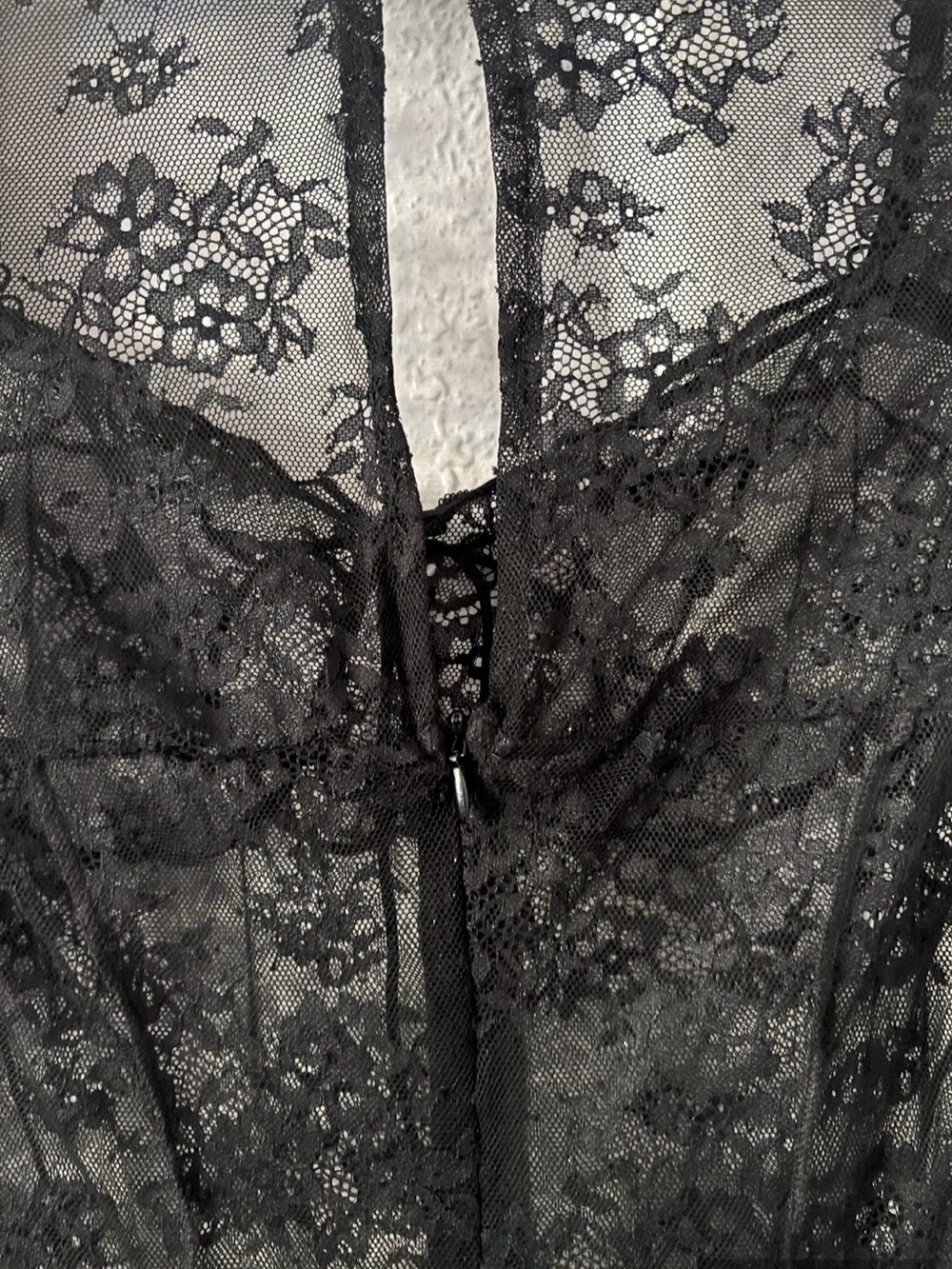 Black Lace Long-Sleeve Mini Dress - Picture 4 of 6
